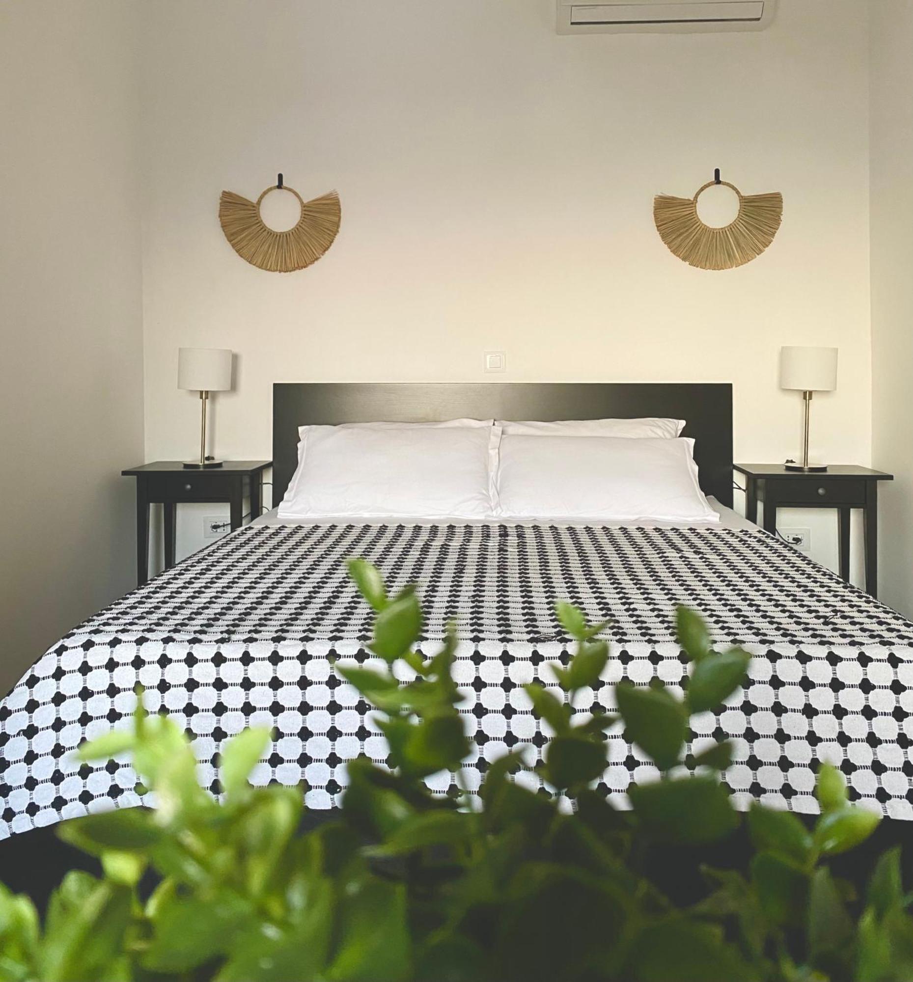 Apartments & Rooms Joy Of Life In Makarska Exterior photo