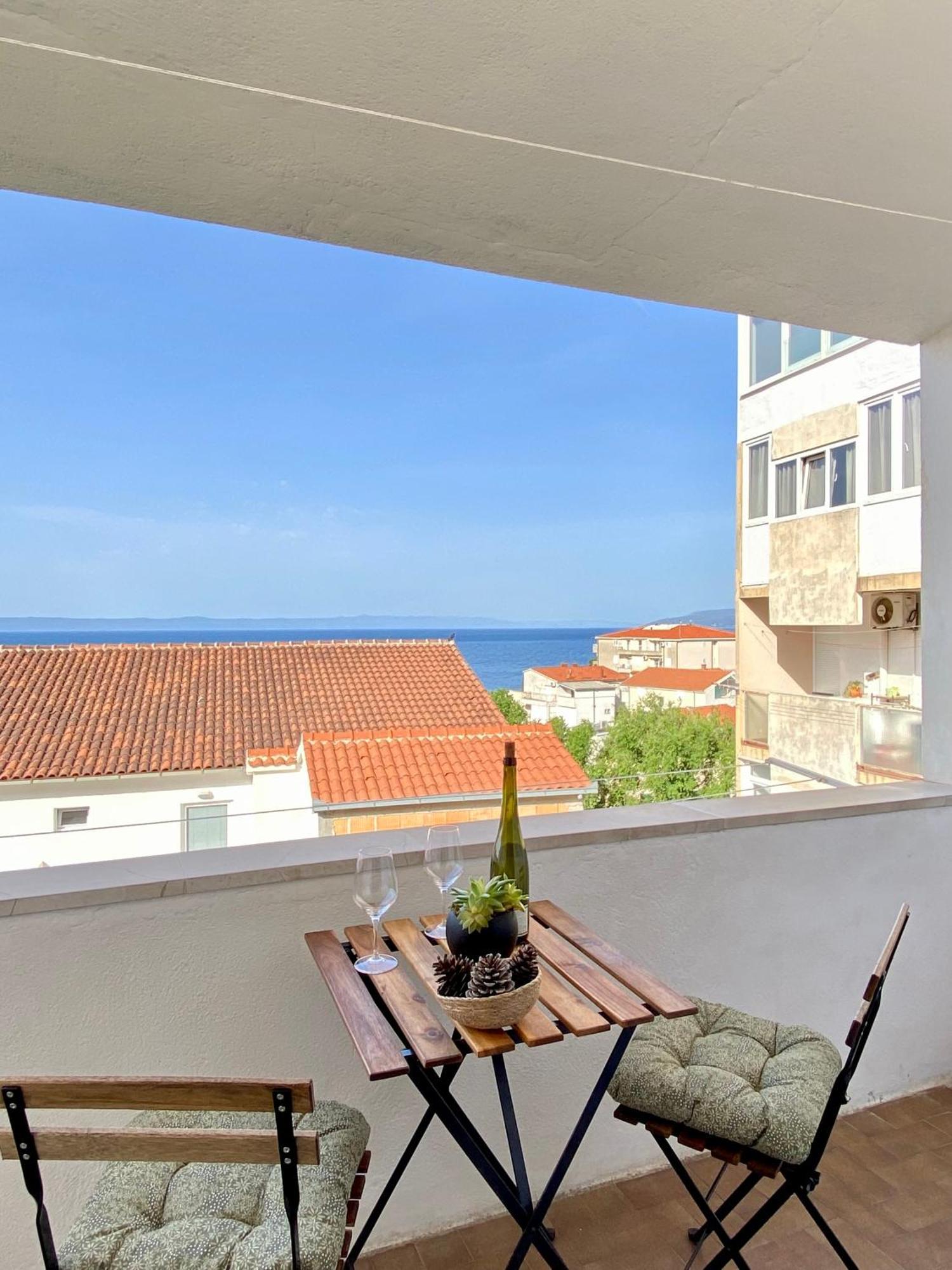 Apartments & Rooms Joy Of Life In Makarska Exterior photo