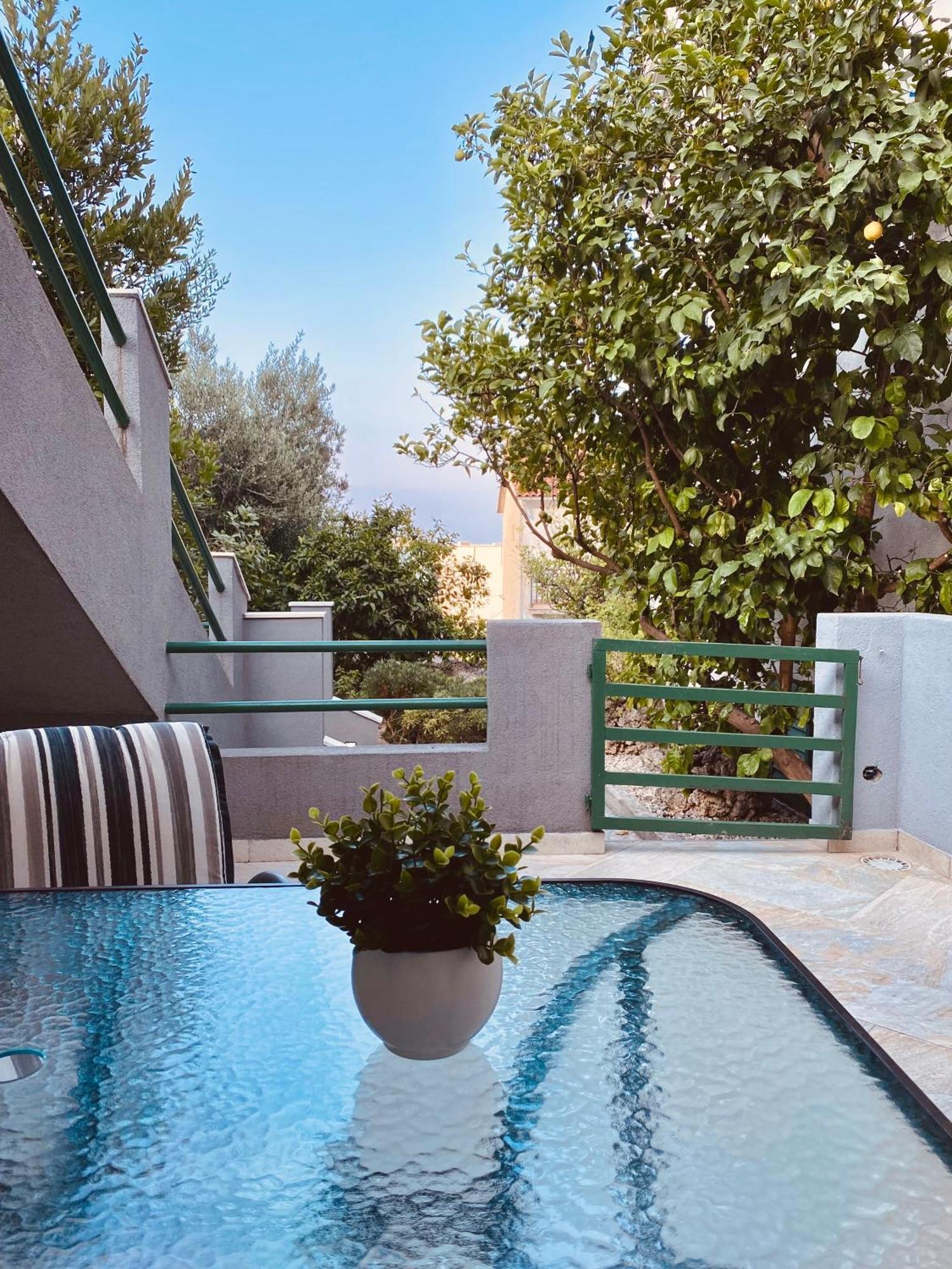 Apartments & Rooms Joy Of Life In Makarska Exterior photo